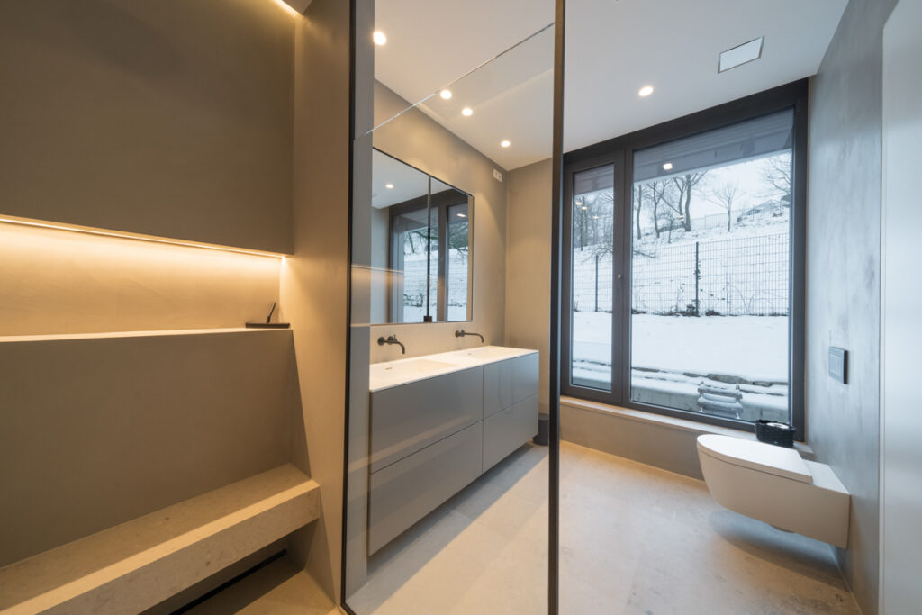 helles modernes Badezimmer Referenzprojekt Holstein GmbH
